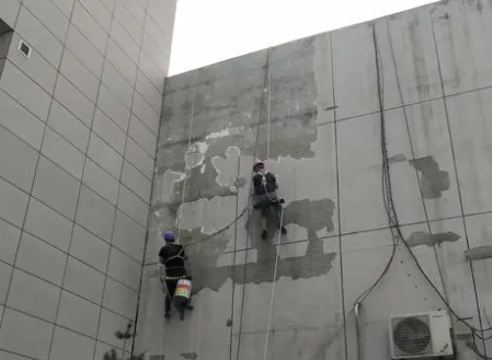 赣州市楼顶漏水维修公司分享下赣州市外墙防水的注意事项